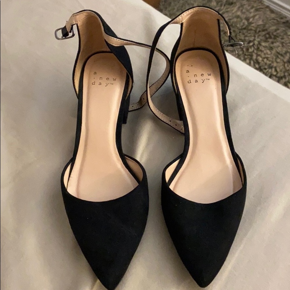 A new day black closed toed heels